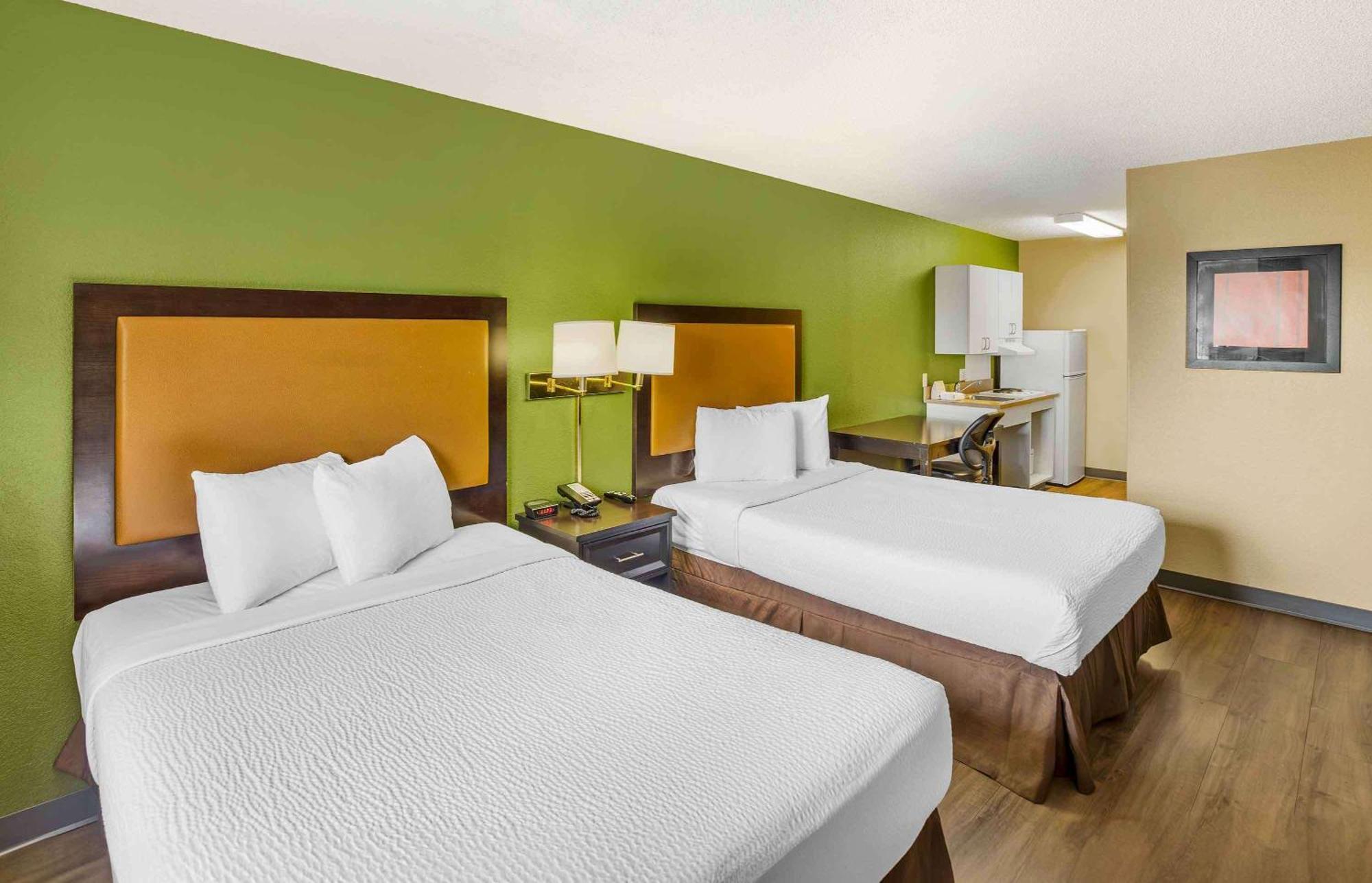 Extended America - - Northgate 2*